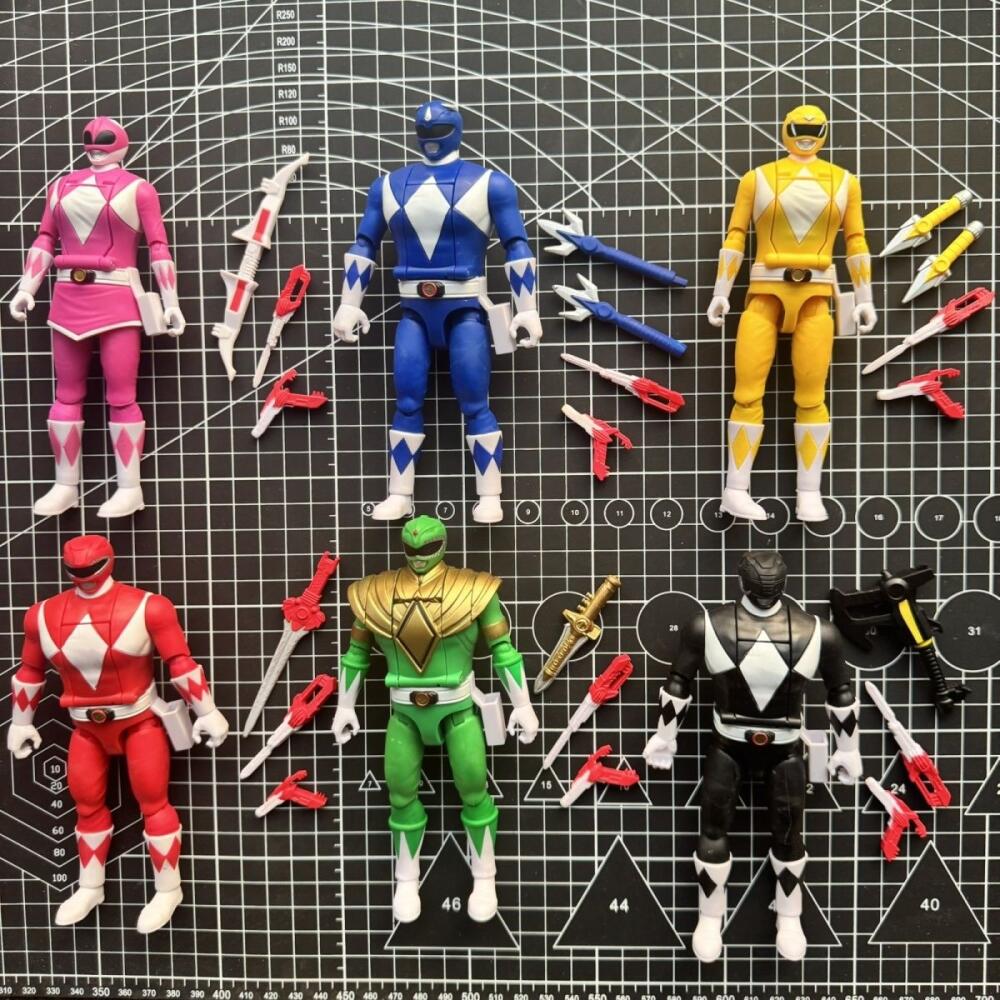 Model Kit Power Rangers - Hasbro Power Rangers Red Ranger Blue