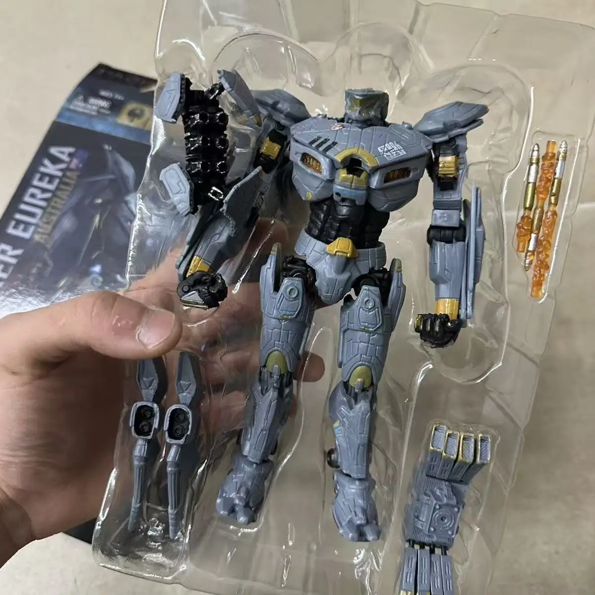 NECA Pacific Mecha Model Eurek - Model Kit Pacific Rim ulasan dan harga