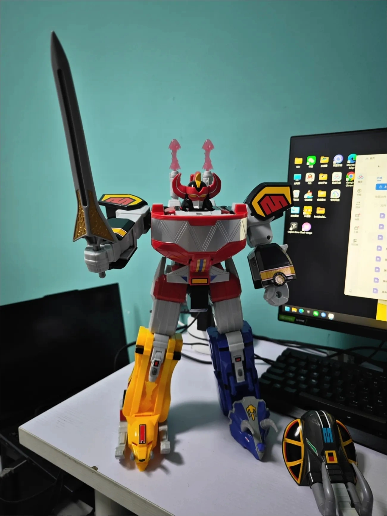 Genuine Playmates Mighty Morph - Model Kit Power Rangers ulasan dan harga