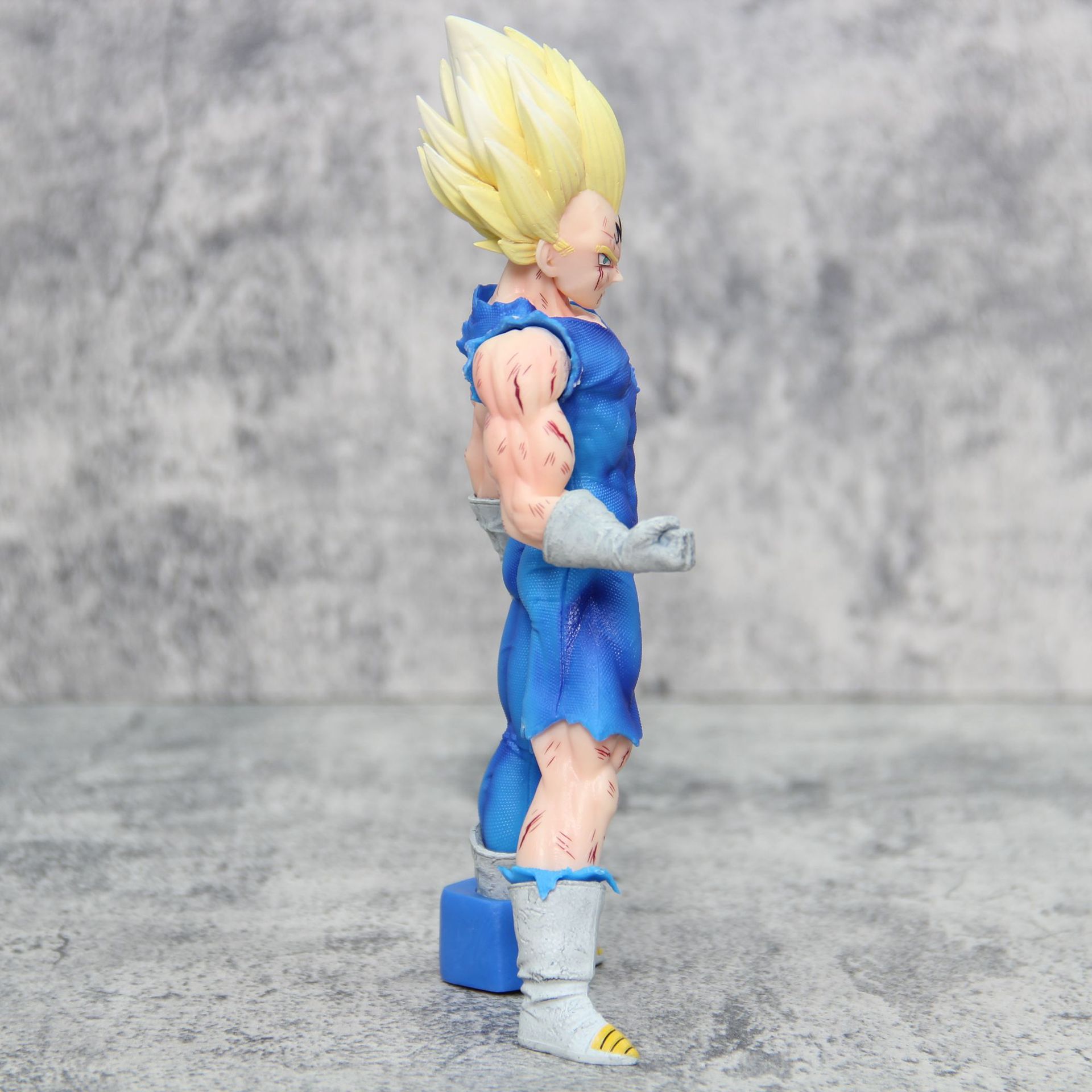 Dragon Ball Z Super Saiyan Pri - Model Kit Vegito ulasan dan harga