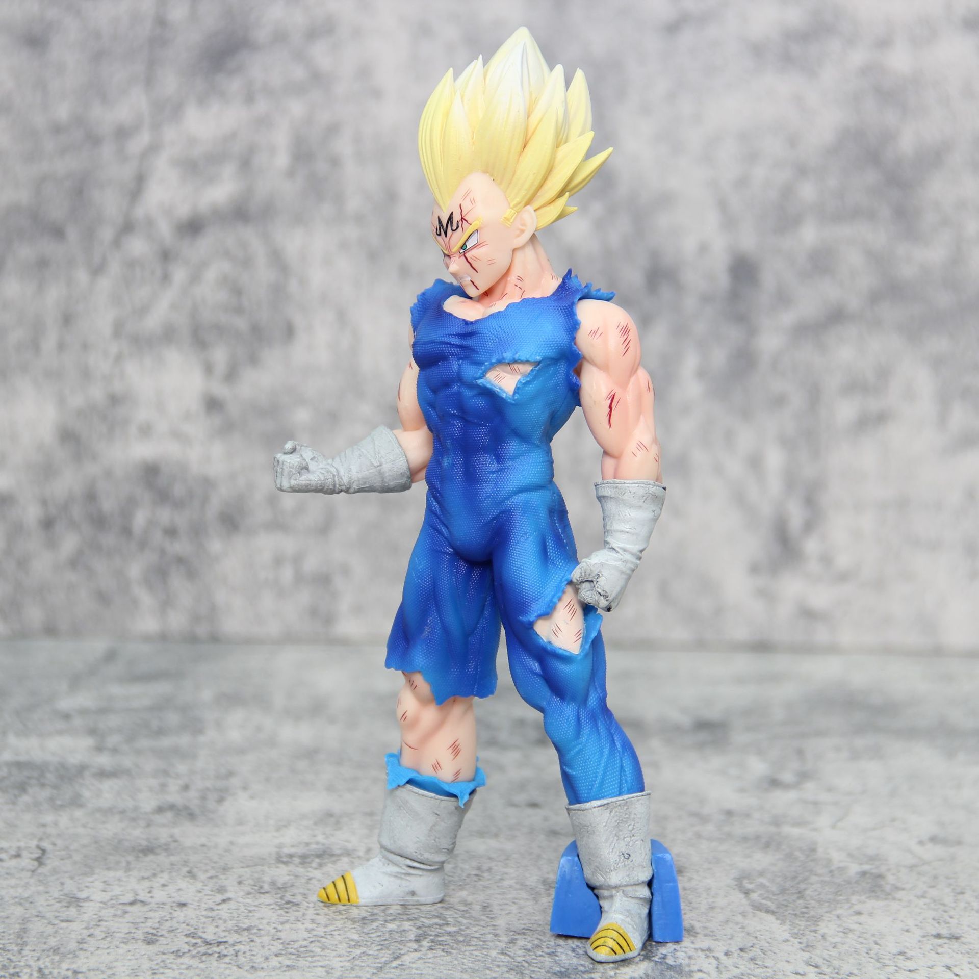 Dragon Ball Z Super Saiyan Pri - Model Kit Vegito ulasan dan harga